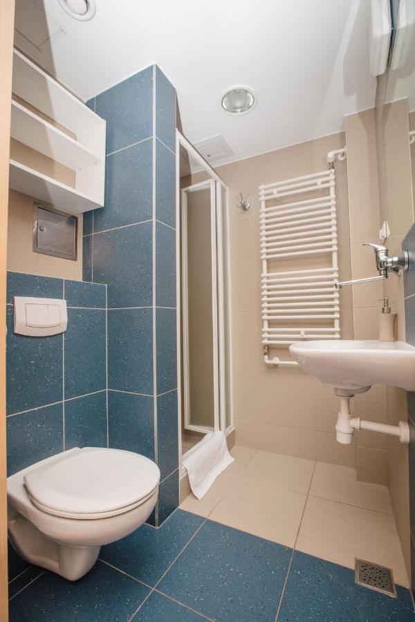 Strumyk Hostel Krakow Ngoại thất bức ảnh