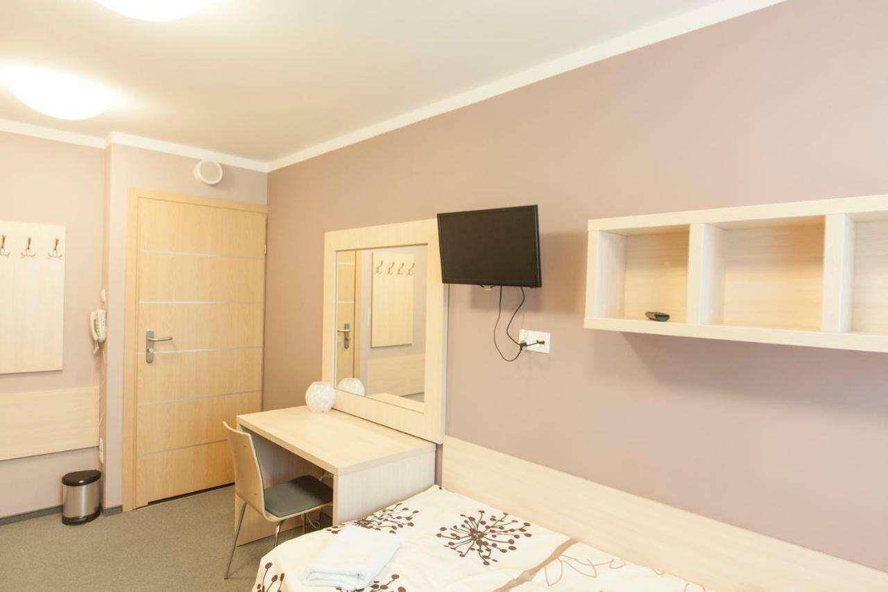 Strumyk Hostel Krakow Ngoại thất bức ảnh